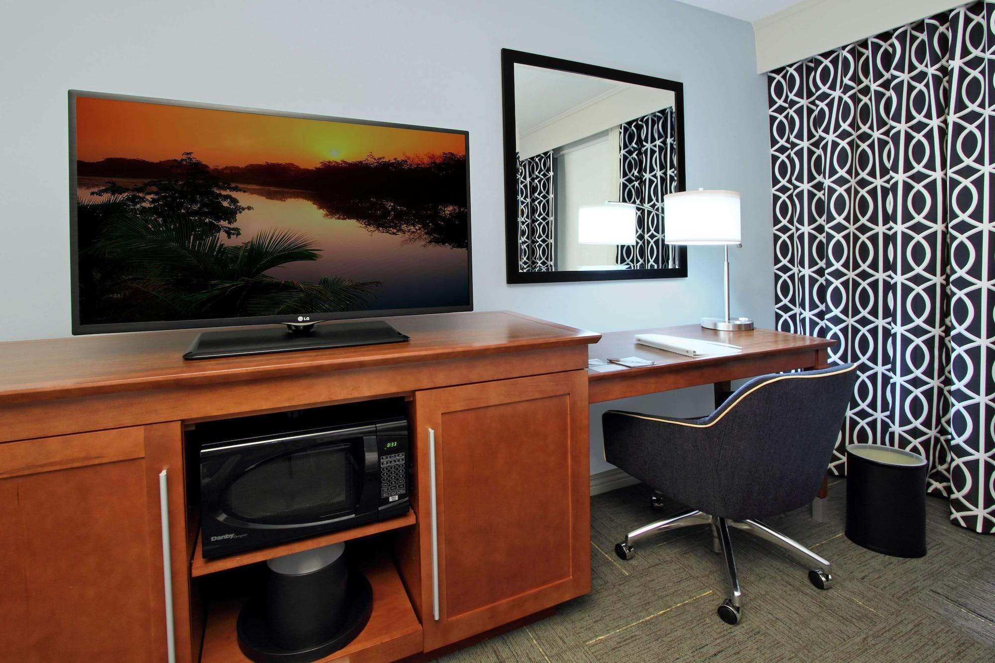 Hampton Inn Richland/South Jackson Bagian luar foto