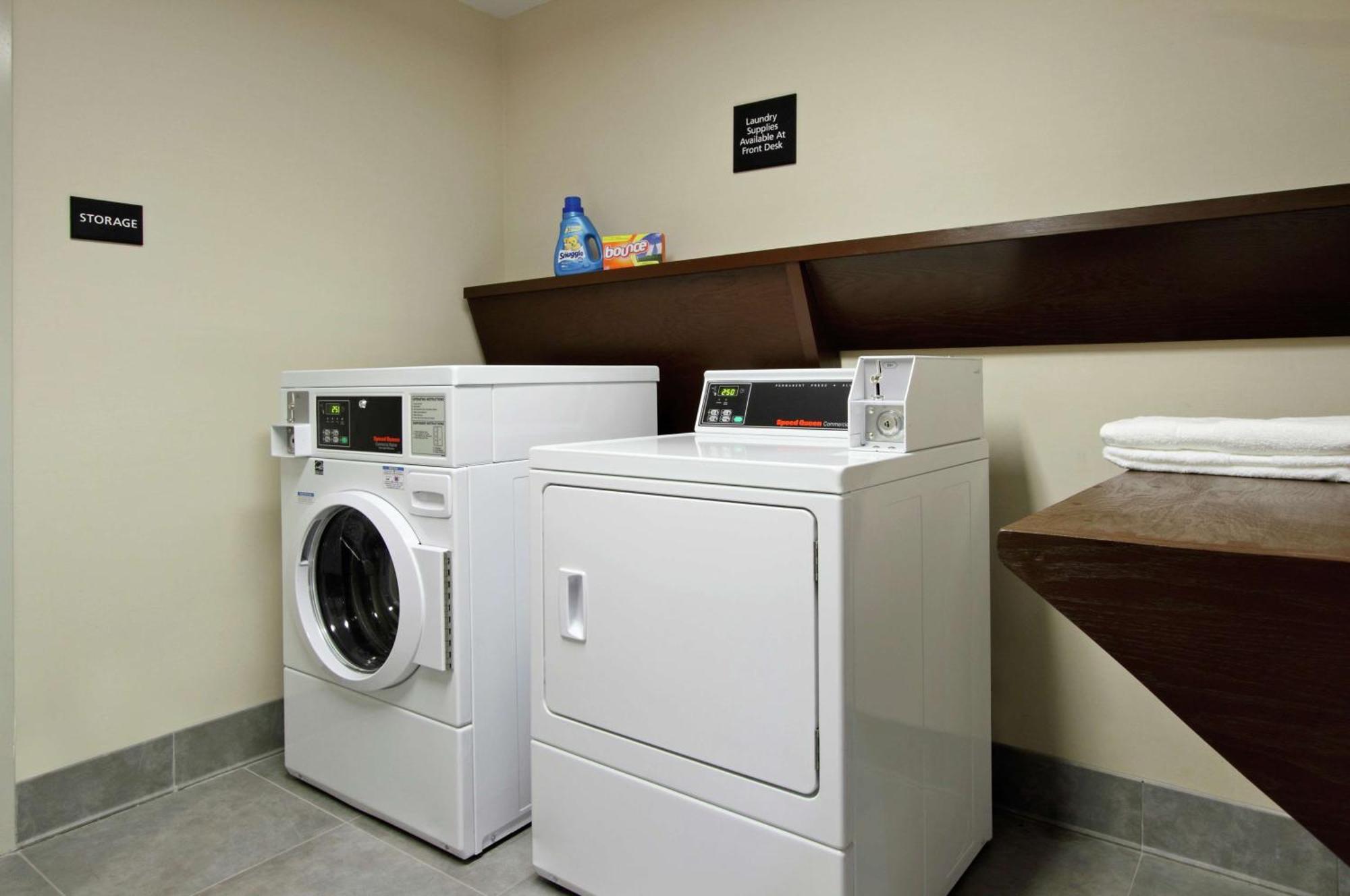 Hampton Inn Richland/South Jackson Bagian luar foto