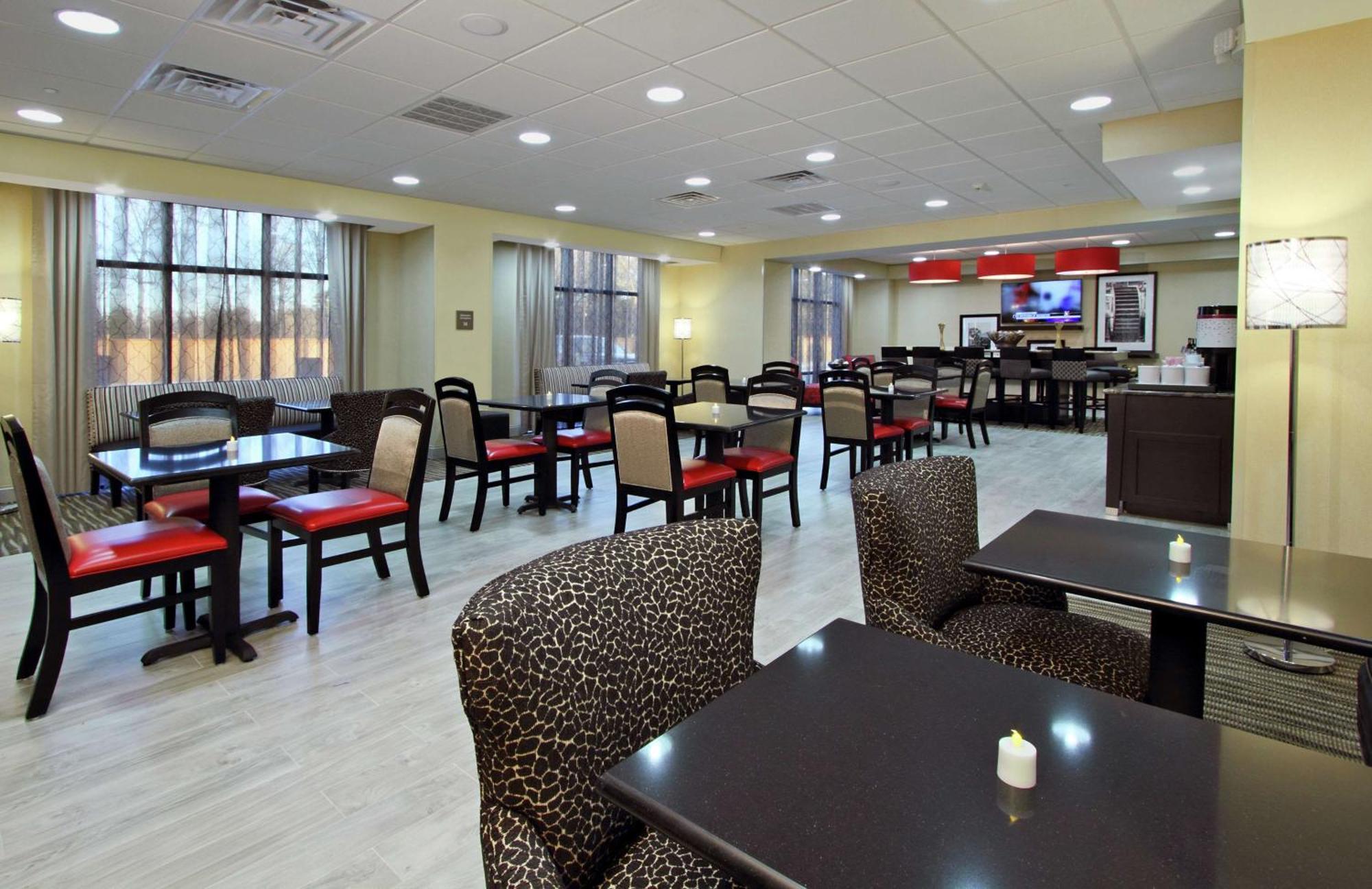 Hampton Inn Richland/South Jackson Bagian luar foto